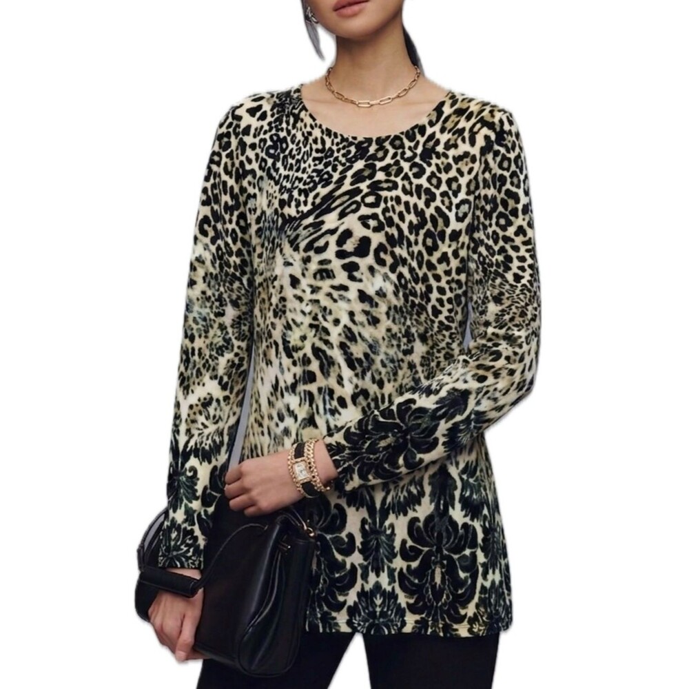 Chico’s Travelers Leopard Damask Print Tunic Top Size 1 Medium Long Sleeve Tee